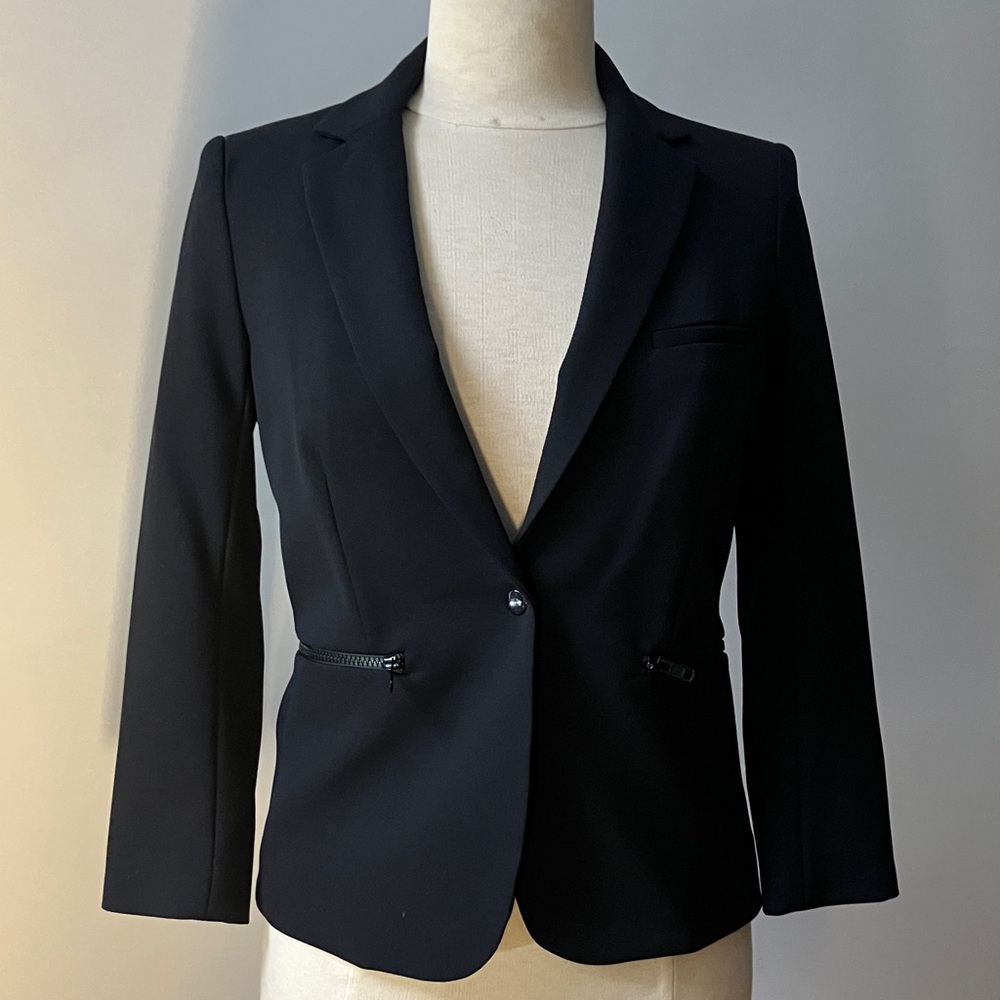 Veronica Beard short black blazer/jacket size 4